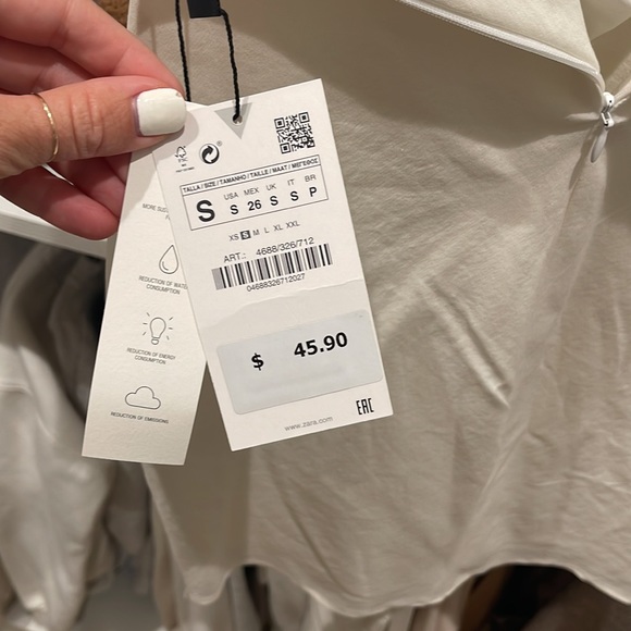 Brand new Zara dress - Picture 4 of 4